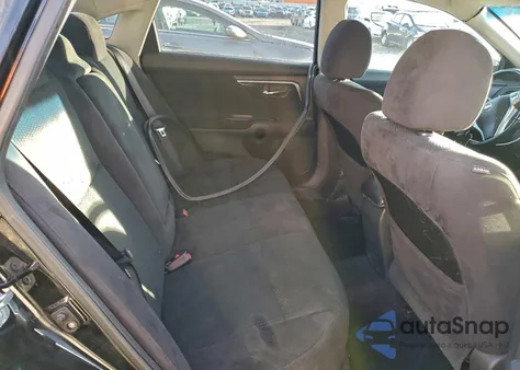 2014 Nissan Altima 2.5 z USA, uszkodzony, nr VIN 1N4AL3AP8EN222052